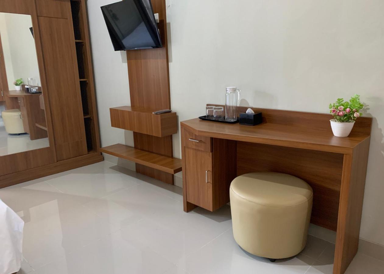 Griya Sambilegi Maguwoharjo Redpartner Hotel Exterior photo