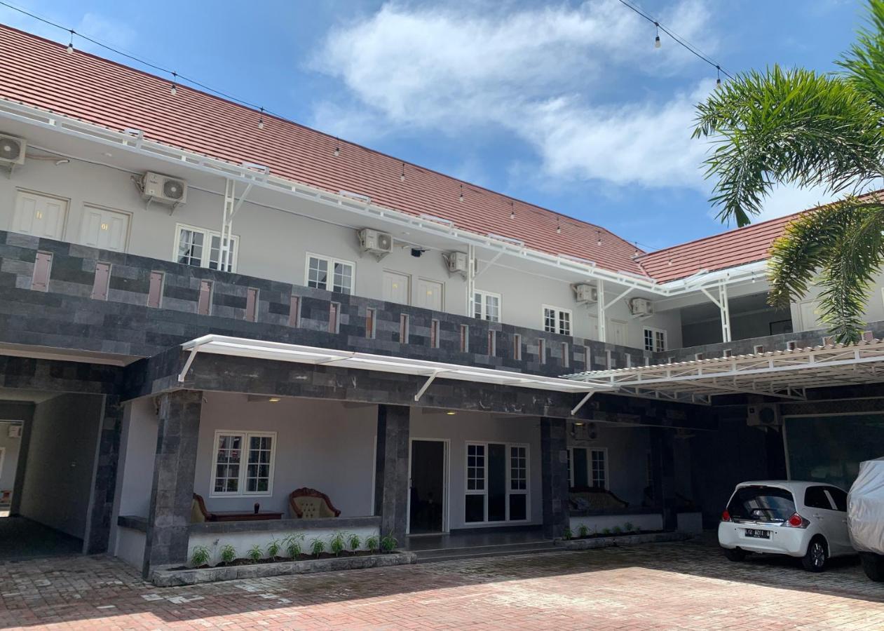 Griya Sambilegi Maguwoharjo Redpartner Hotel Exterior photo